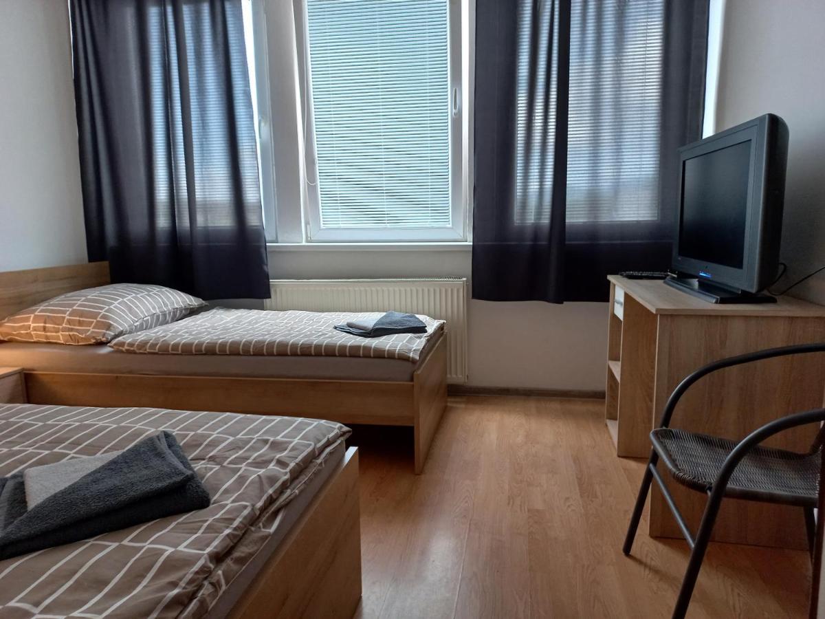 Penzion Tina Prešov Eksteriør billede